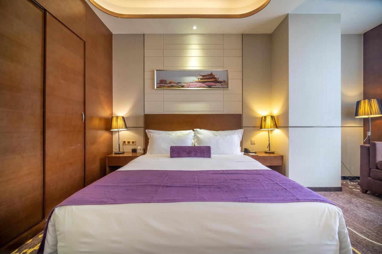 Relteem Hotel Zhongshan  Esterno foto